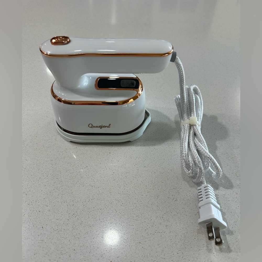 White and Gold Handheld Steamer